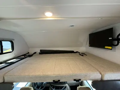 2027 Winnebago Suncruiser photo 44