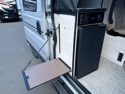 2027 Winnebago Solis photo 13