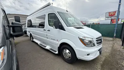 2019 Coachmen Galleria photo 3