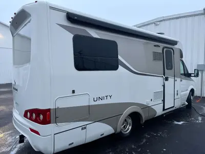 2016 Leisure Travel Unity photo 9