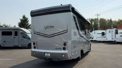2024 Renegade Vienna photo 3