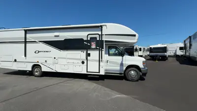 2027 Entegra Coach Odyssey photo 10