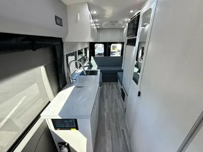 2023 Pleasure Way Ontour photo 36