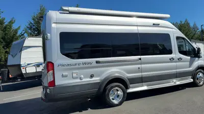 2023 Pleasure Way Ontour photo 4
