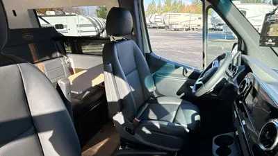 2026 Storyteller Overland Classic Mode photo 20