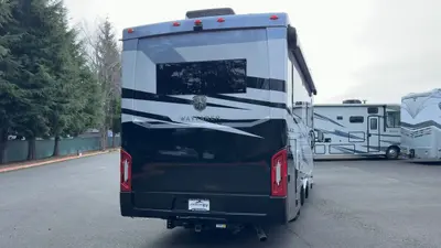 2026 Tiffin Motorhomes Wayfarer photo 3
