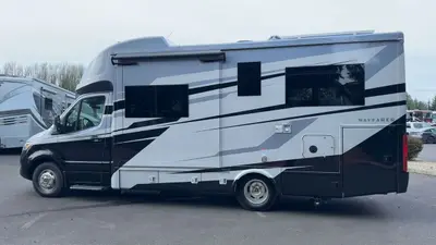 2026 Tiffin Motorhomes Wayfarer photo 9