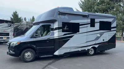 2026 Tiffin Motorhomes Wayfarer photo 8
