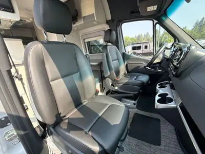 2023 Thor Motor Coach Tranquility photo 47