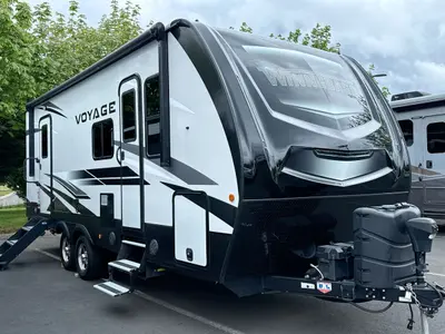 Used 2021 Winnebago Voyage 2427RB