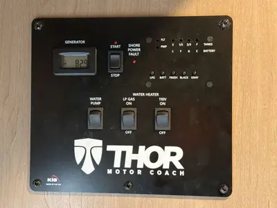2022 Thor Motor Coach Chateau photo 15