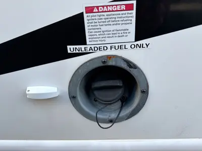 2022 Thor Motor Coach Chateau photo 9