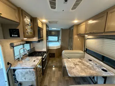 2022 Thor Motor Coach Chateau photo 24