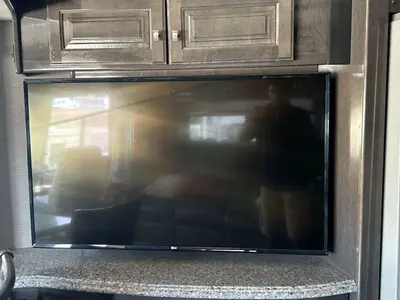 2018 American Coach American Revolution SE photo 11