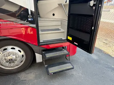 2018 American Coach American Revolution SE photo 5