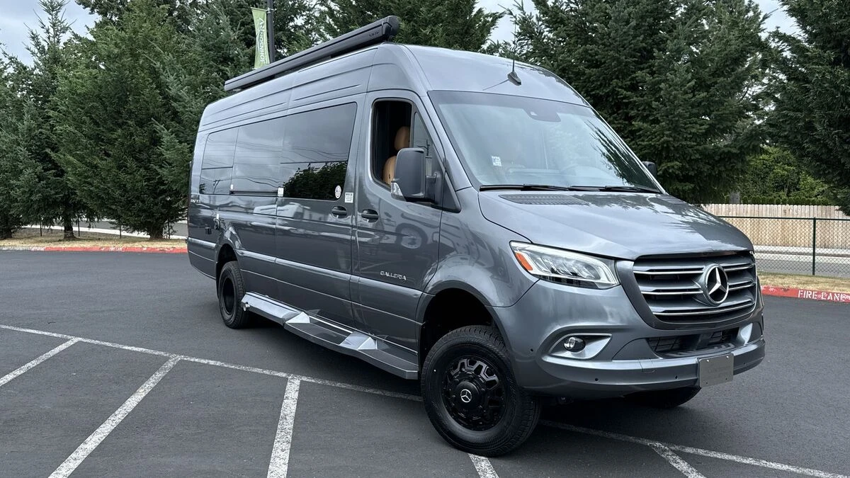 2026 Coachmen Galleria exterior