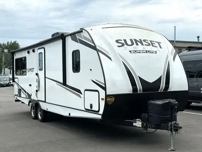 Used 2022 CrossRoads Sunset Trail 268RL
