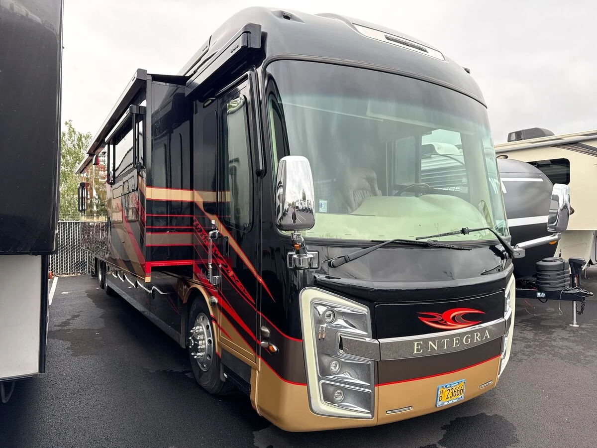 2018 Entegra Coach Anthem exterior