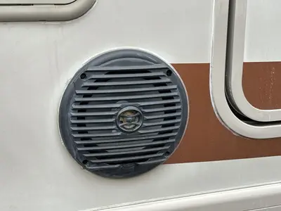 2015 Thor Motor Coach Hurricane photo 27