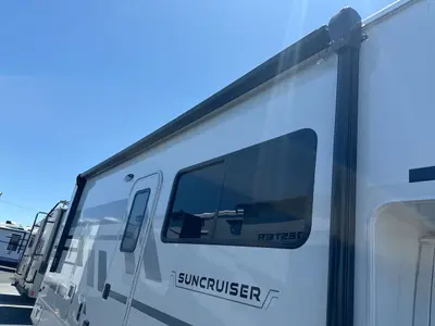 2027 Winnebago Suncruiser photo 12