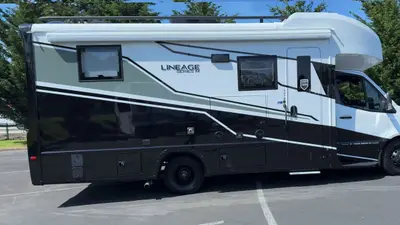 2026 Grand Design Lineage Series M photo 5