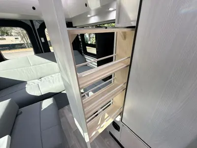 2026 Pleasure Way Ascent photo 23