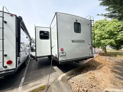 2020 Winnebago Voyage photo 9
