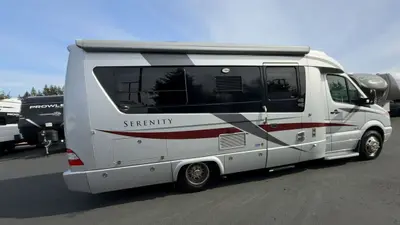 2012 Leisure Travel Serenity photo 5