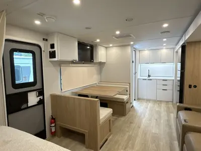 2026 Winnebago Thrive photo 24