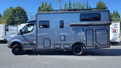 2027 Winnebago Ekko photo 9