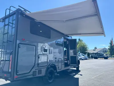 2027 Winnebago Ekko photo 13