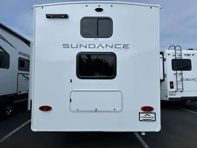 2026 Heartland Sundance XLT photo 8