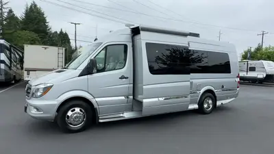 2017 Winnebago Era photo 5