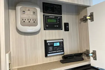 2017 Winnebago Era photo 45