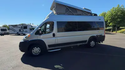 2023 Jayco Swift photo 9