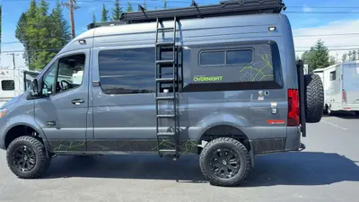 2027 Outside Van Overnight photo 10