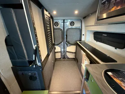 2027 Outside Van Overnight photo 29