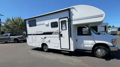2026 Jayco Redhawk SE photo 5