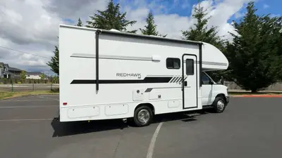 2027 Jayco Redhawk SE photo 5