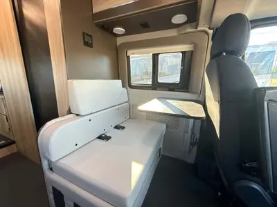 2027 Jayco Swift photo 32