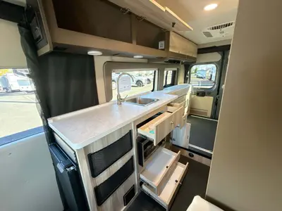 2027 Jayco Swift photo 37