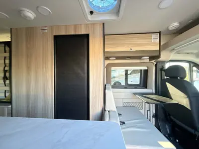 2027 Jayco Swift photo 18
