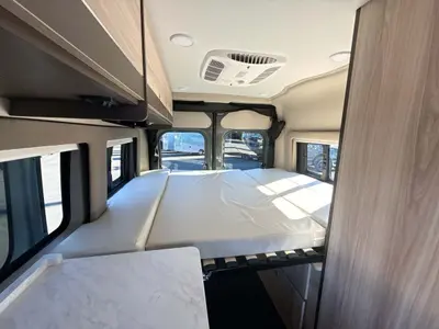 2027 Jayco Swift photo 41