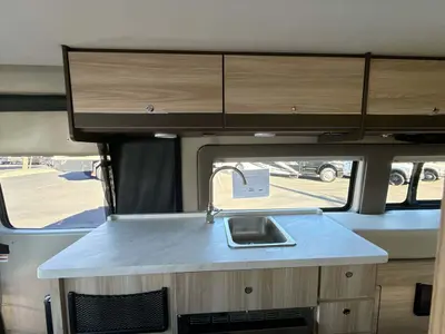 2027 Jayco Swift photo 14