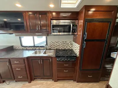 2017 Holiday Rambler Admiral XE photo 30
