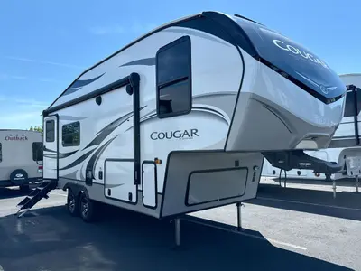 2022 Keystone Cougar photo 3