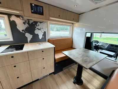 2026 Storyteller Overland GXV photo 18