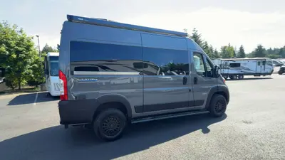 2027 Jayco Comet photo 5