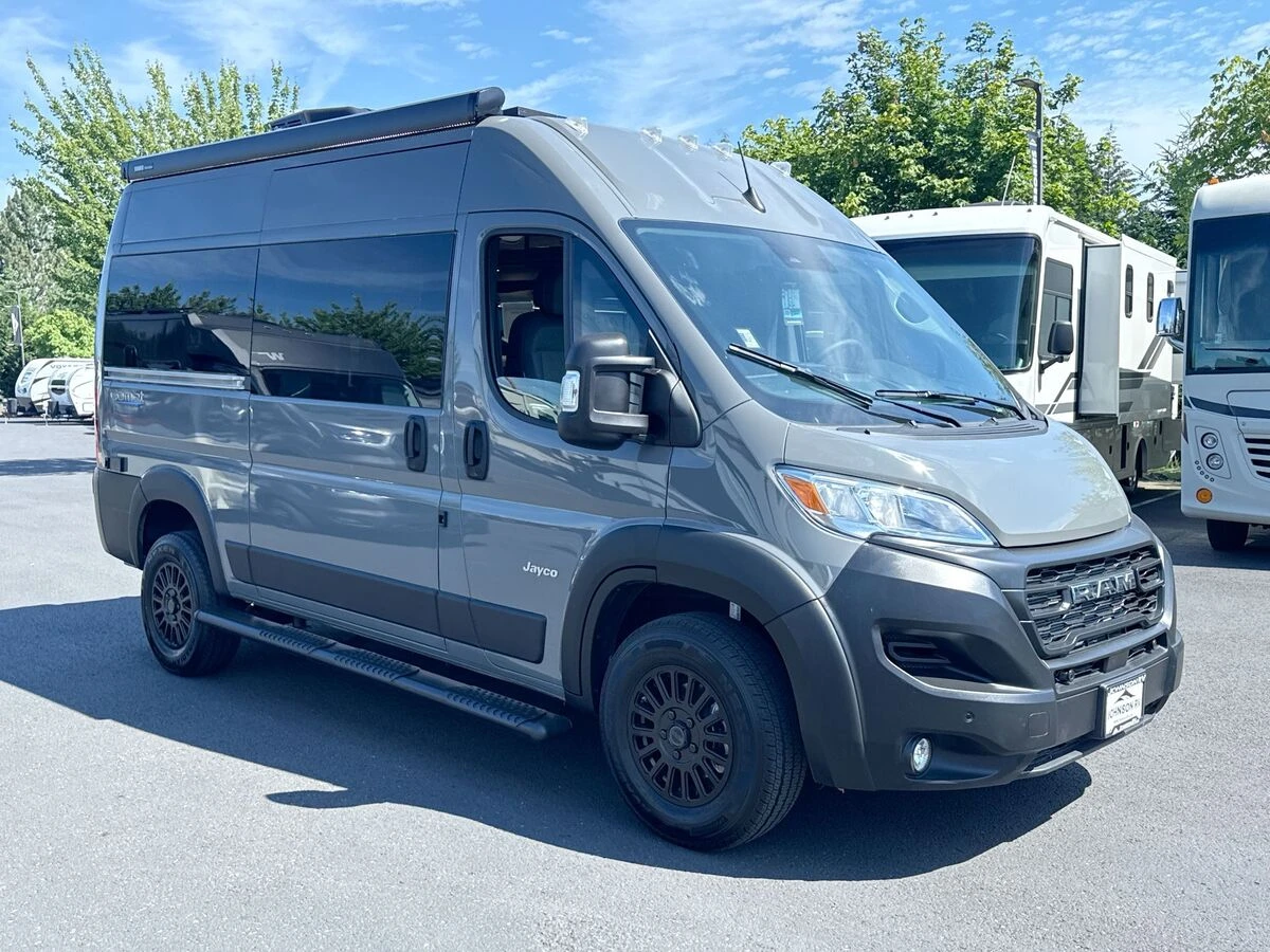 2027 Jayco Comet exterior