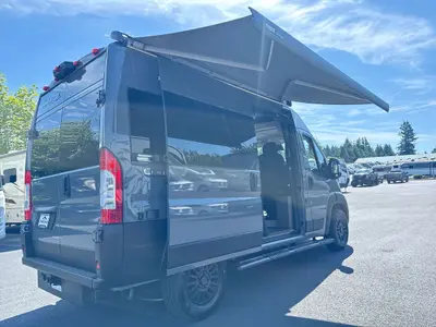 2027 Jayco Comet photo 13